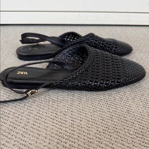 Zara Black Woven Sandal - size 40 (9)
